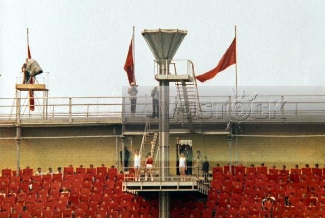 Адреса миллионов (1980)