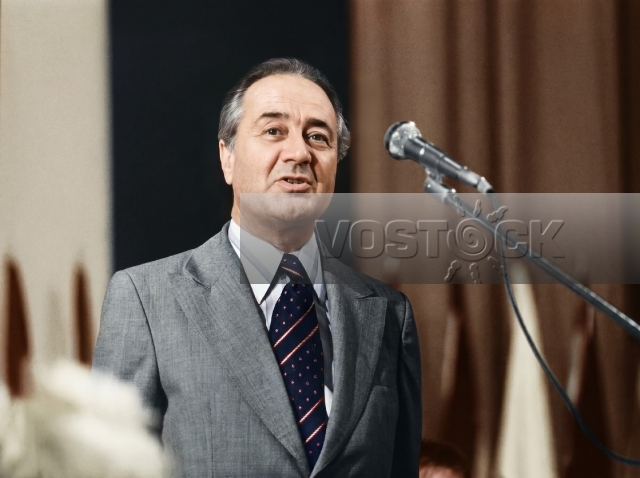 Анатолий Алексин
