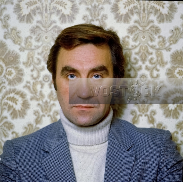Анатолий Васильев