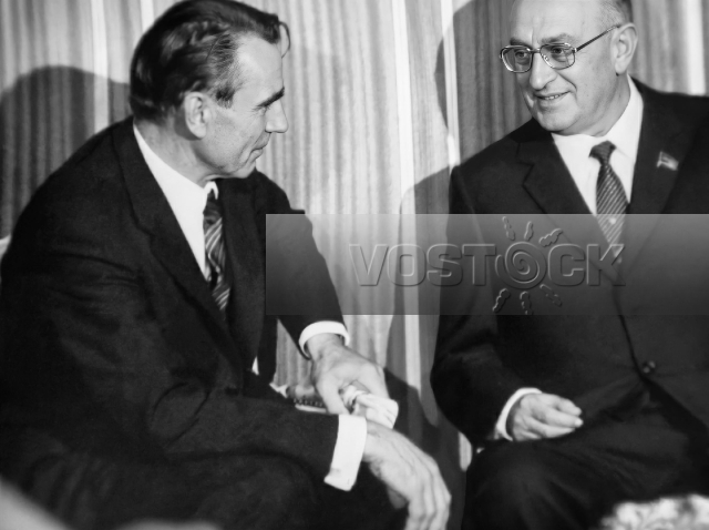 Андропов. Страницы жизни (1985)