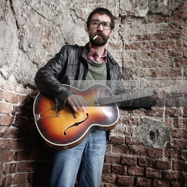 Барды покидают дворы или Игра с неизвестным (1987)