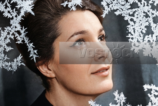 Элина Быстрицкая