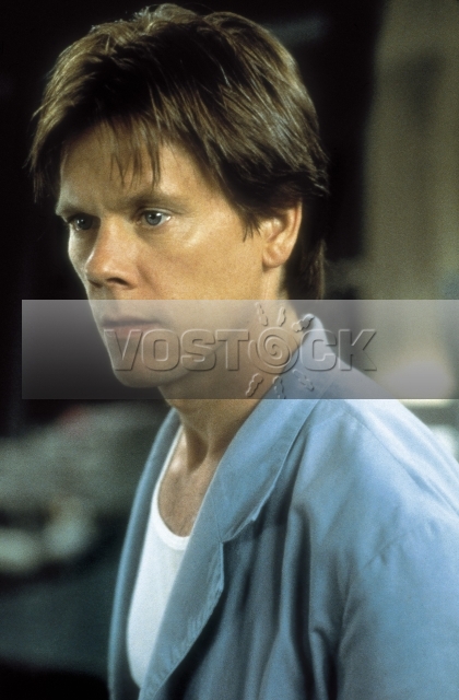 Невидимка (2000)