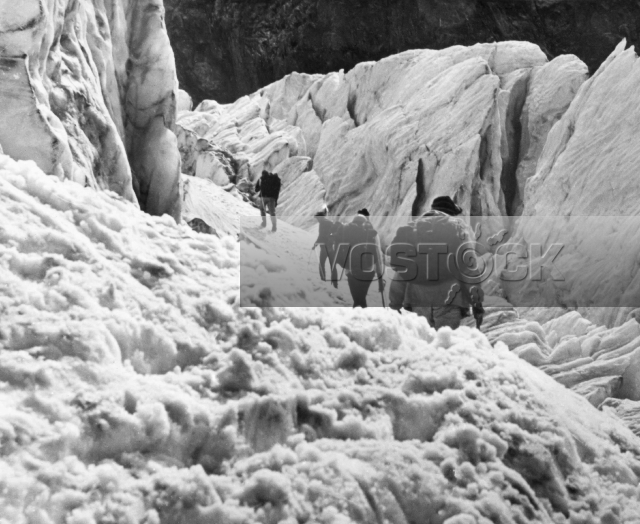 Вертикаль (1966)