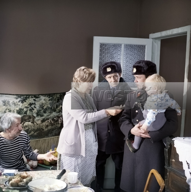 Внимание! Всем постам... (1985)